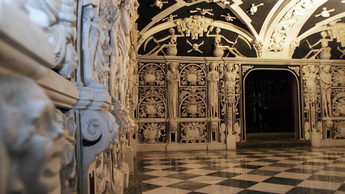 Imagen de la cripta de los Condes de Buenavista, en la Victoria
