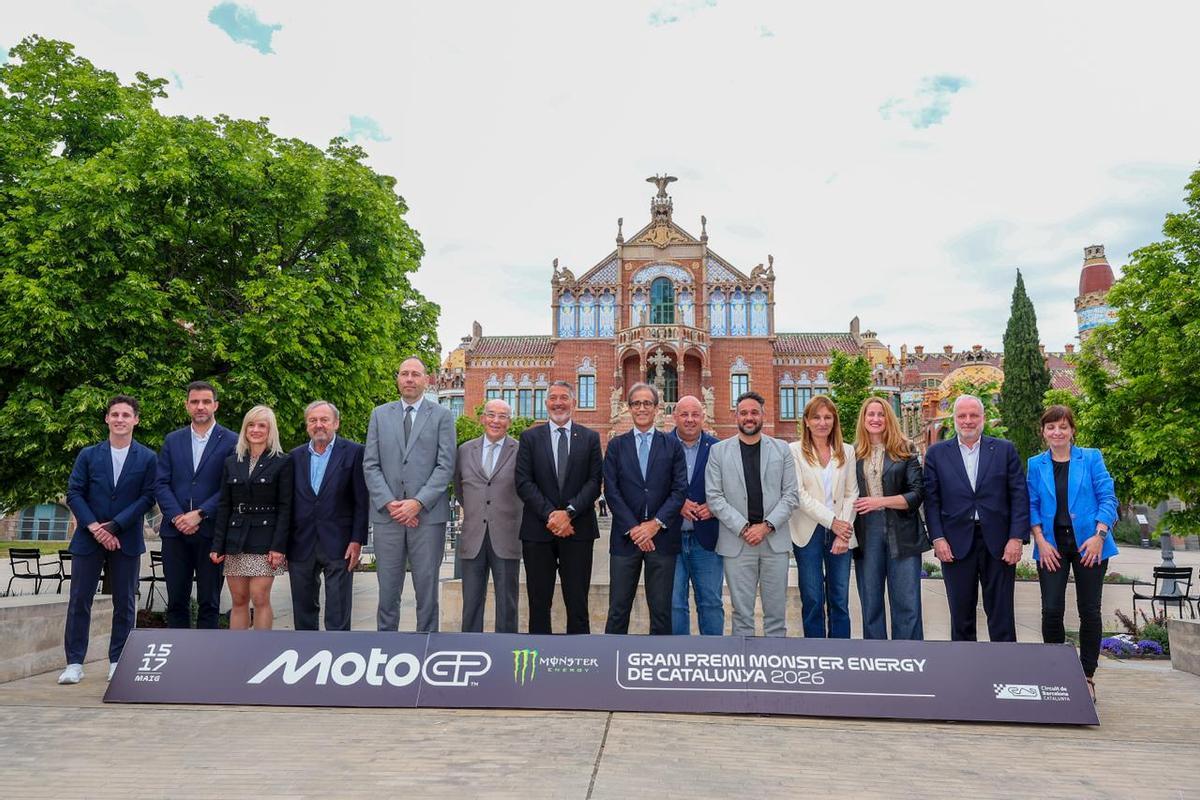 Los representantes institucionales, durante la presentación del Gp de Catalunya de MotoGP