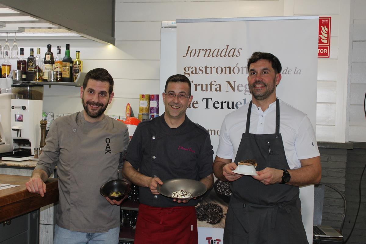 Kike Micolau , Manuel Barrau e Ignacio Alcalá.