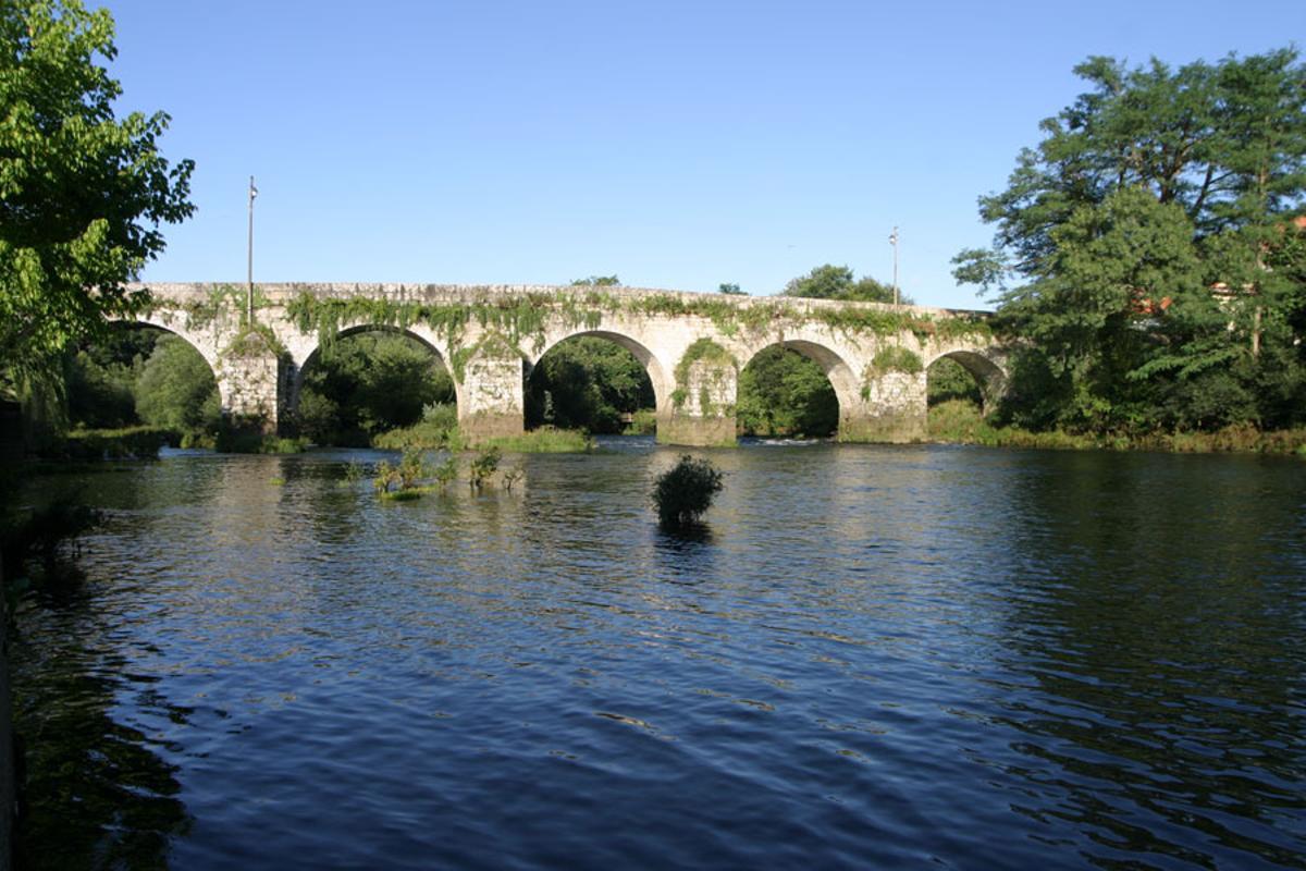 Ponte Ledesma, que cruza el Ulla uniendo Vila de Cruces con Boqueixón