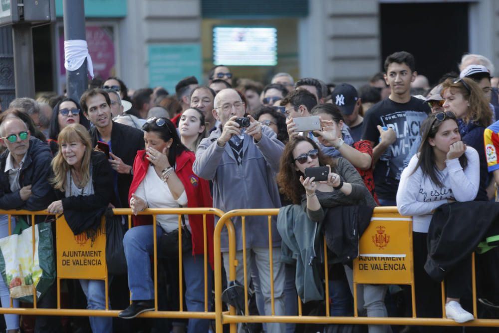 Búscate en el público de la mascletà del 1 de marzo