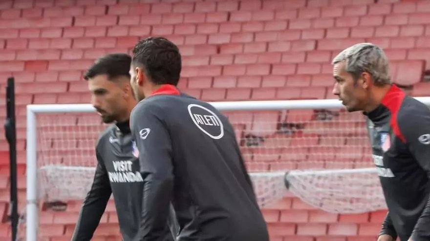 El Atlético de Madrid se entrena en Londres antes de su partido frente al Arsenal