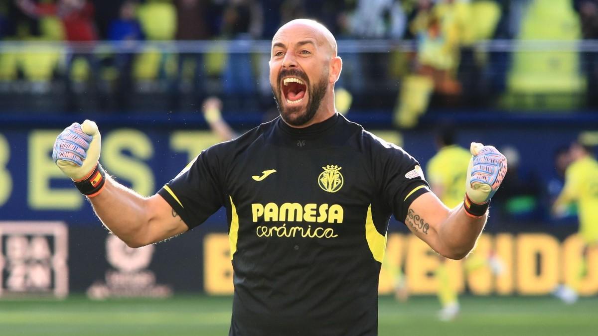 A sus 40 años... ¡Pepe Reina renueva un año más con el Villarreal!