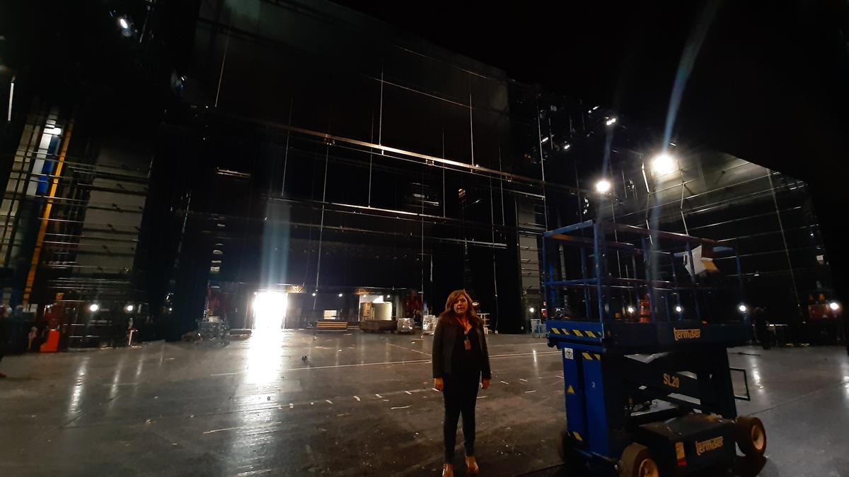 Nuria Gallego, en las bambalinas del Teatro Real.