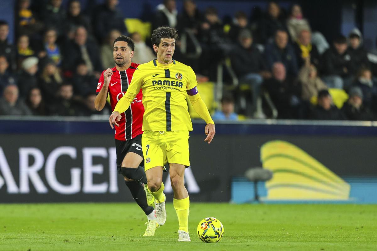 Gerard Moreno of Villarreal CF in action during the Spanish league, LaLiga EA Sports, football match played between Villarreal CF and RCD Mallorca at La Ceramica stadium on November 22, 2025, in Villarreal, Spain. AFP7 22/11/2025 ONLY FOR USE IN SPAIN. Ivan Terron / AFP7 / Europa Press;2025;SOCCER;SPORT;ZSOCCER;ZSPORT;Villarreal CF V RCD Mallorca - LaLiga EA Sport;
