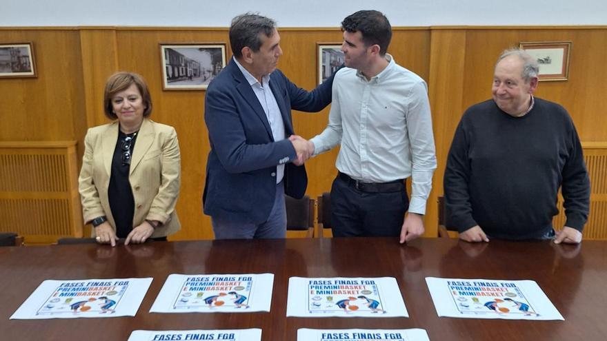 A Estrada recibe a 40 equipos en las finales gallegas de premini y minibasket