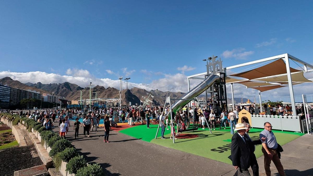 Parque Infantil de La Gesta, construido sobre unos terrenos en proceso de ser cedidos de forma gratuita por la Autoridad Portuaria a Santa Cruz.