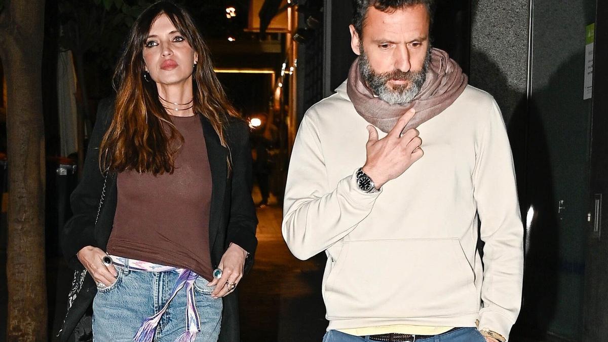 Sara Carbonero pillada con su pareja, José Luis Cabrera, disfrutando de un plan nocturno en Madrid