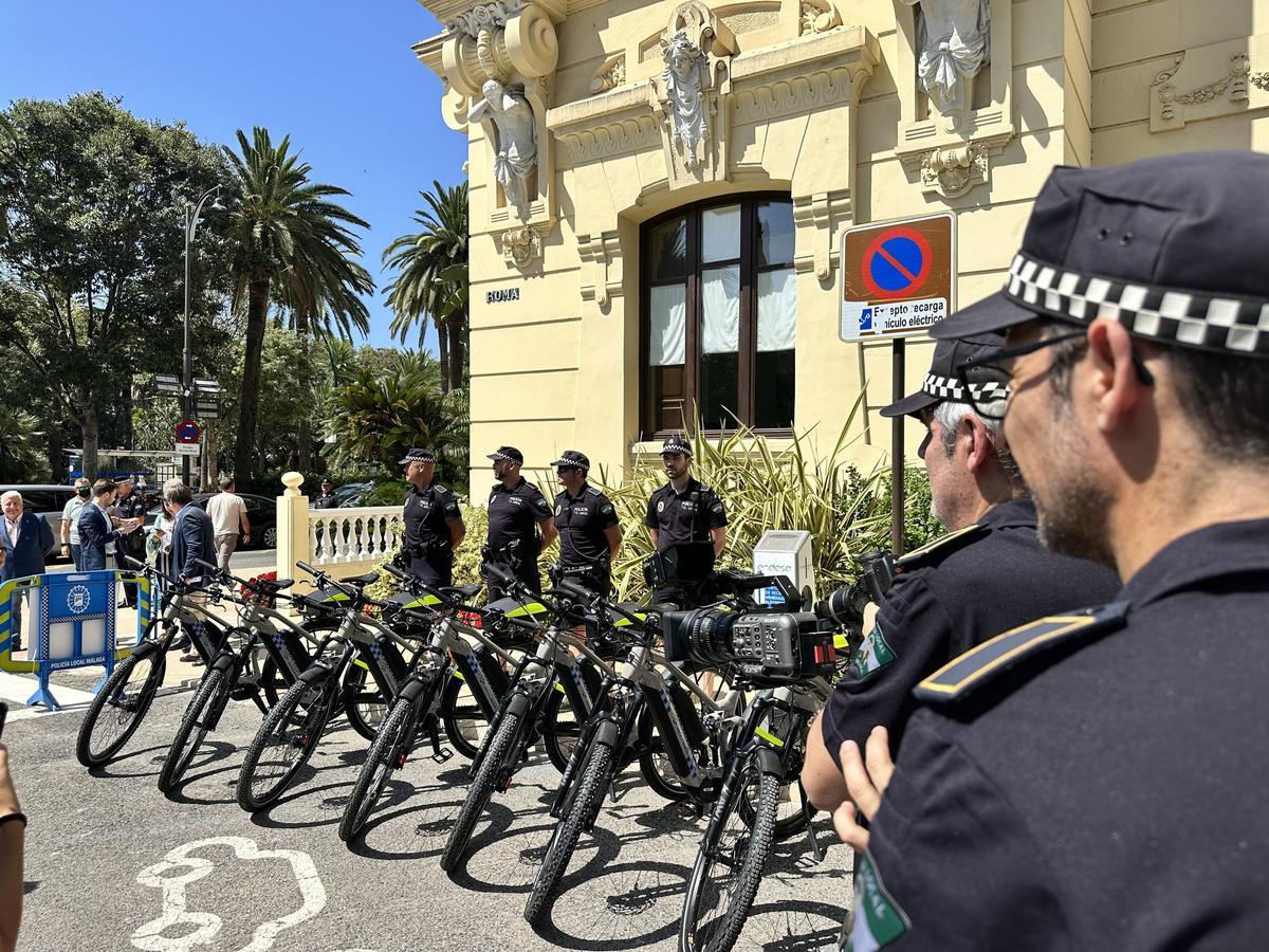 Nuevas bicicletas eléctricas para la Unidad Ciclista de la Policía Local