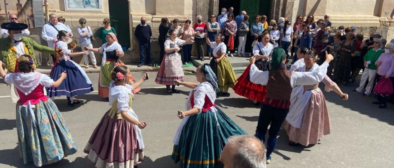 La fiesta de Sant Peregrí volvió a llenar Quart de les Valls |