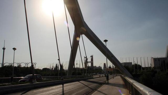 Archivo - Puente de la Barqueta en Sevilla.