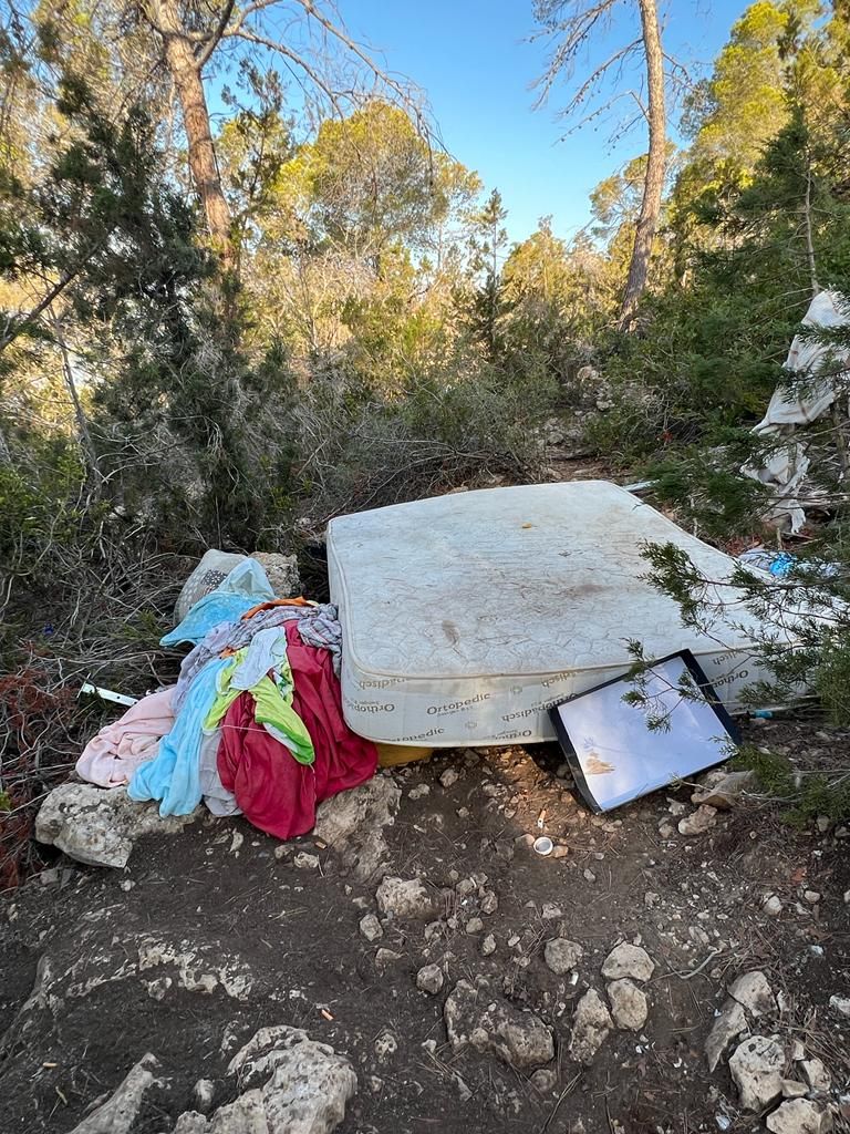 Galería de imágenes de los asentamientos ilegales desmantelados en Sant Antoni
