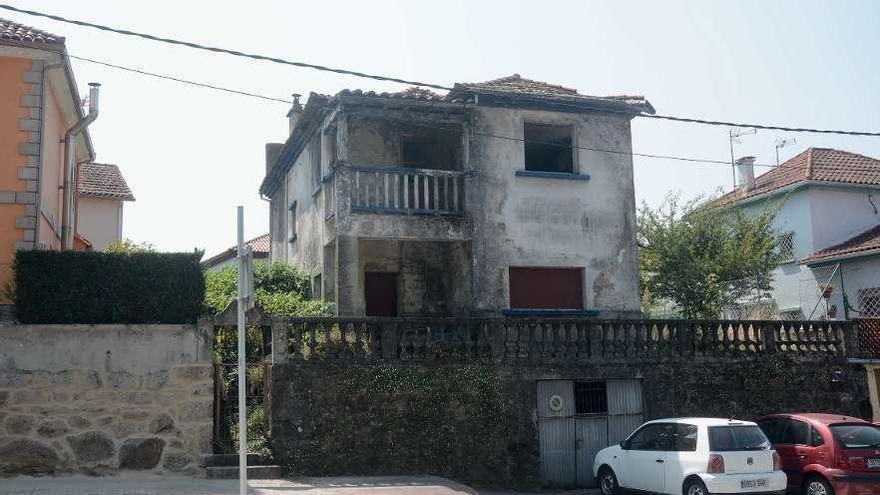 Estado en el que se encuentra el inmueble de la calle María Victoria Moreno. // R. Vázquez