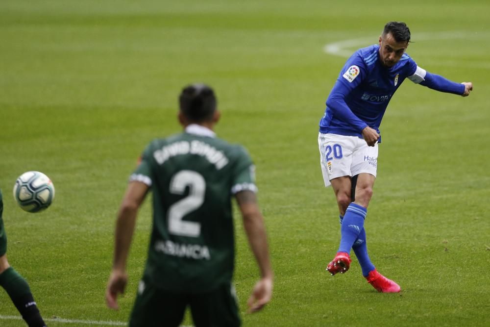 El partido del Oviedo, en imágenes