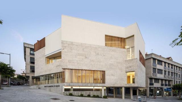 Biblioteca Municipal de Nigrán.   | // HÉCTOR SANTOS DIEZ
