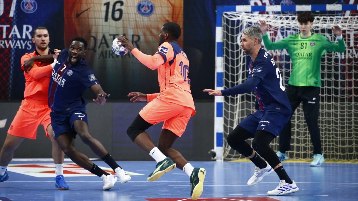 Acción del encuentro entre Barça y PSG en París