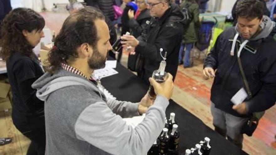 Un estand, en la passada edició de la Fira de la Ratafia.