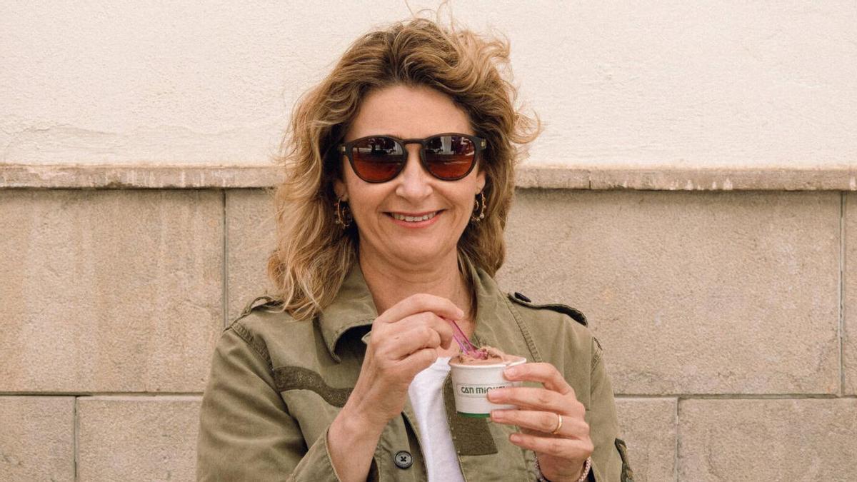 Una participante en la iniciativa 25 helados gratis por 25 retratos de la Gelateria Ca'n Miquel.