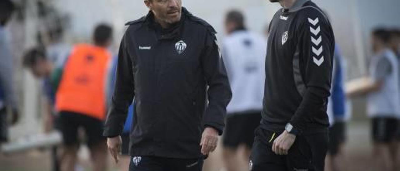 Óscar Cano en un entrenamiento de esta temporada en Marina d&#039;Or.