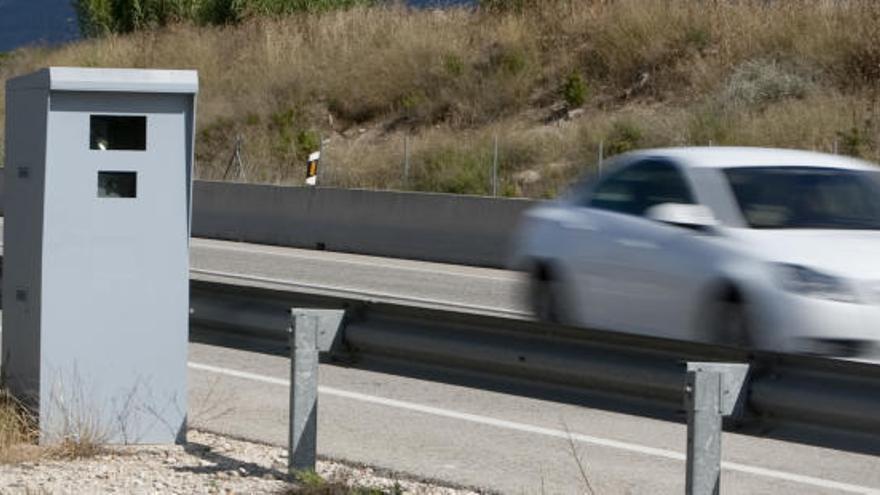 ¿A qué velocidad saltan los radares de carretera?