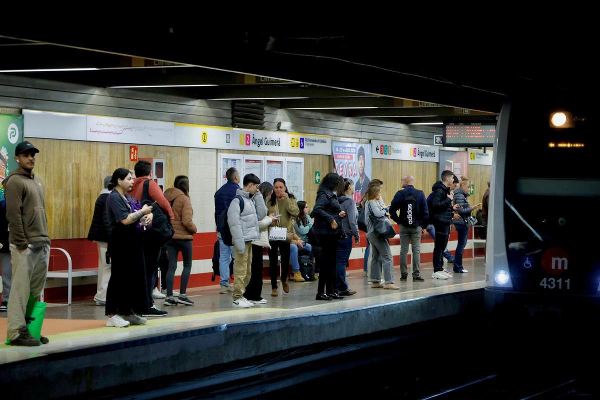 Caos en Metrovalencia: una avería eléctrica interrumpe la circulación en plena jornada de huelga