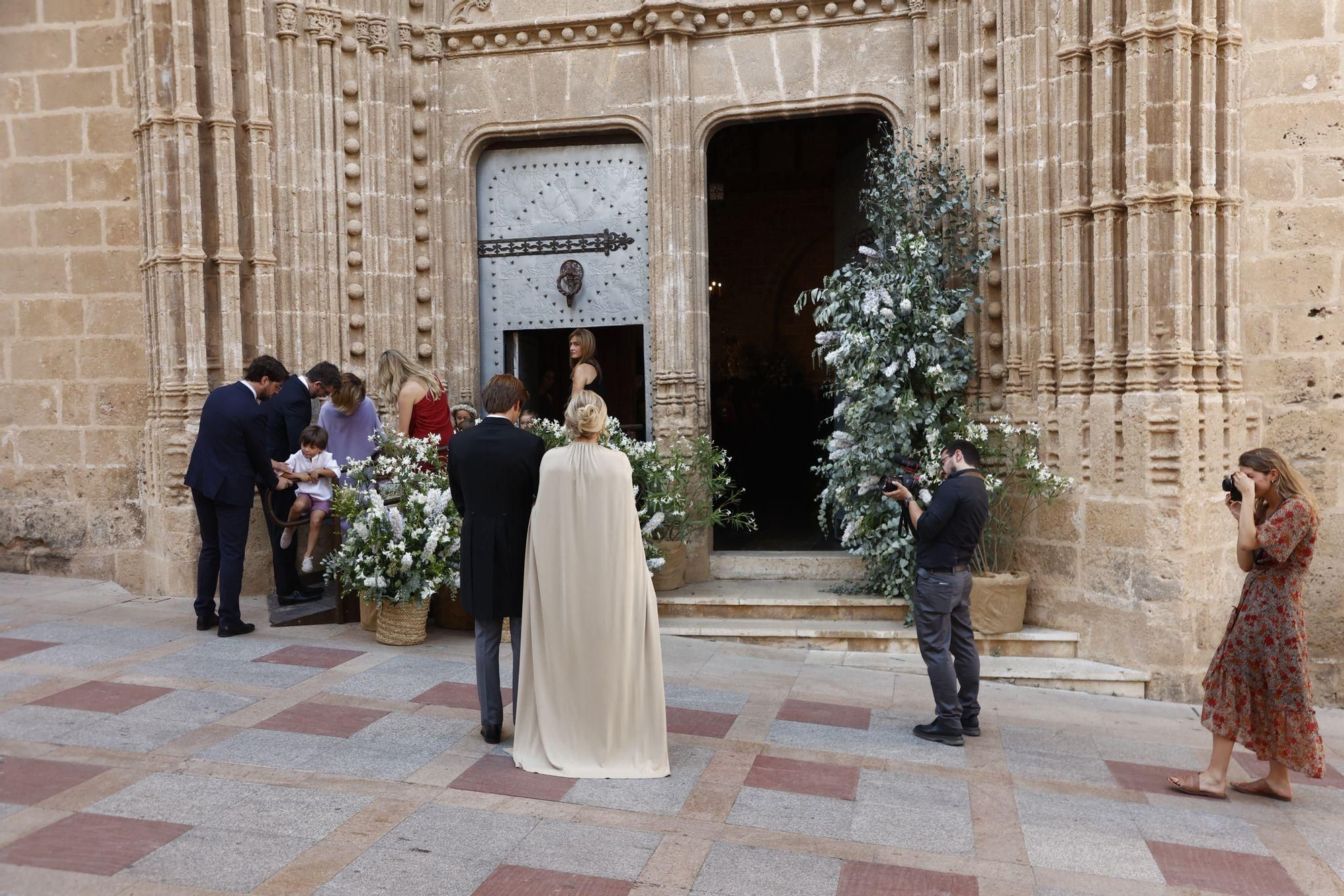 Todos los invitados a la boda de Paty, la hija de Quique Sánchez Flores, con el abogado Javier Millet
