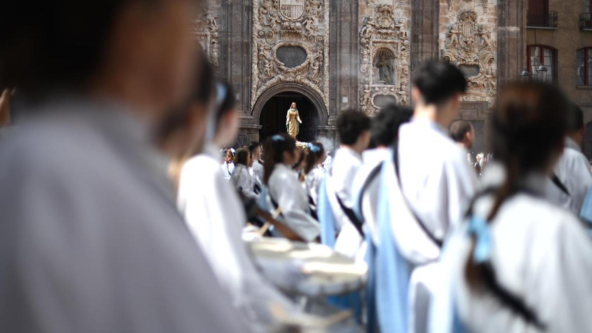 En imágenes | La procesión del Encuentro Glorioso cierra la Semana Santa en Zaragoza