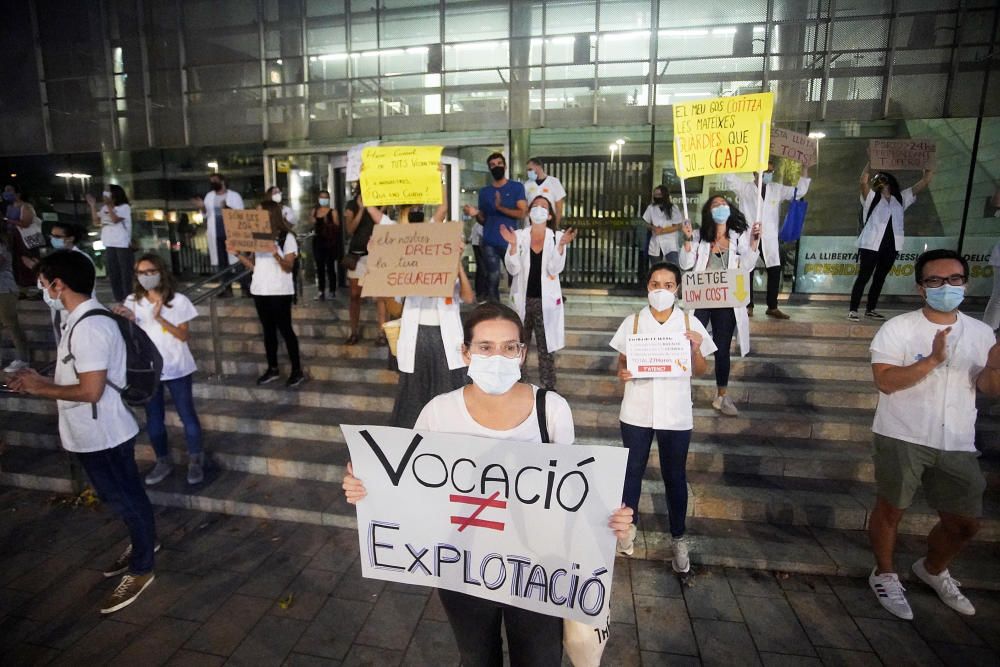 Protesta a Girona en l'últim dia de vaga dels metges residents