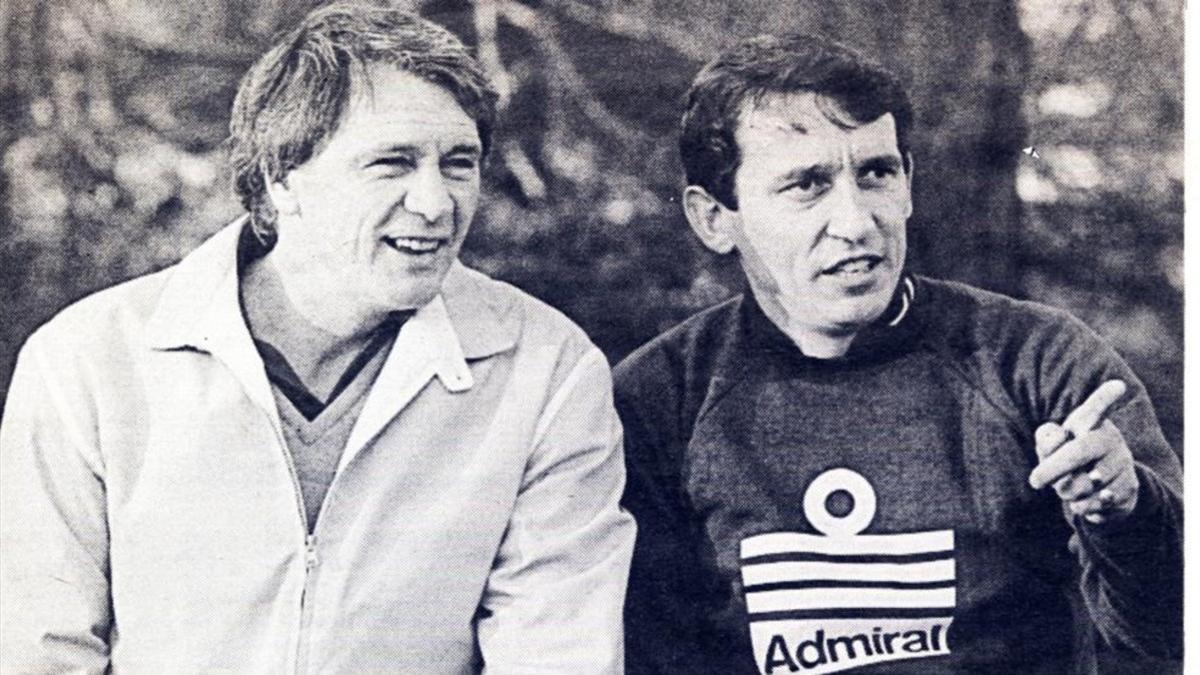 Graham Taylor, junto a Bobby Robson
