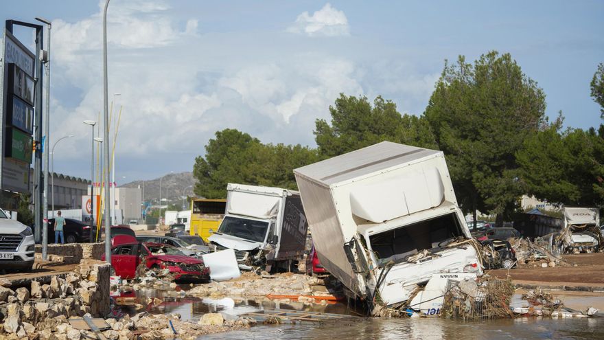 La economía valenciana trata de levantarse tras caer a la lona