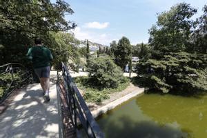 Per què Badalona només té un refugi climàtic contra la calor per als seus 223.000 habitants