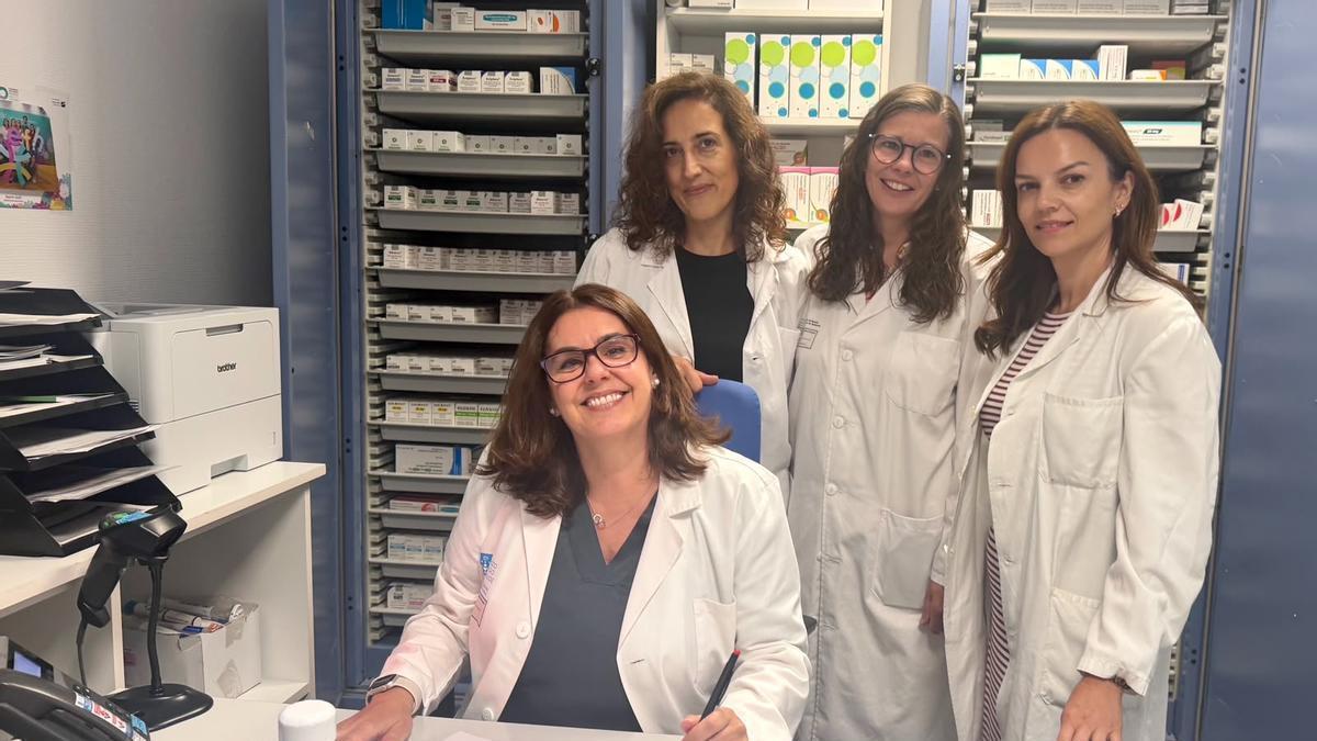 Personal sanitario del  Servicio de Farmacia de Ourense.