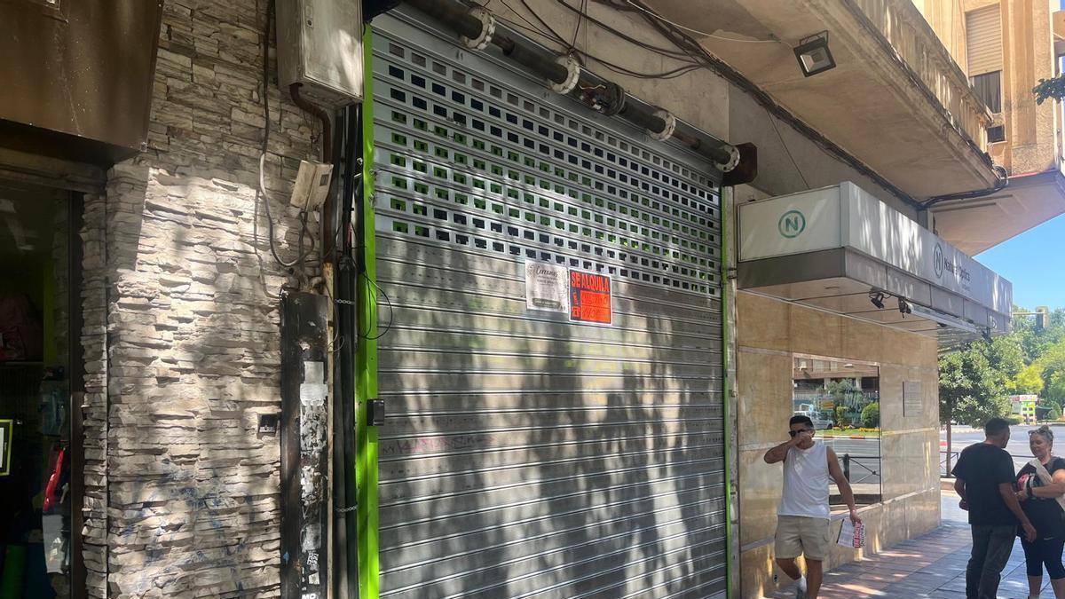 Adiós a la tienda cacereña.