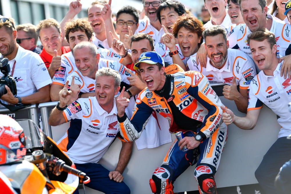 Marc Márquez impone su ley en Misano