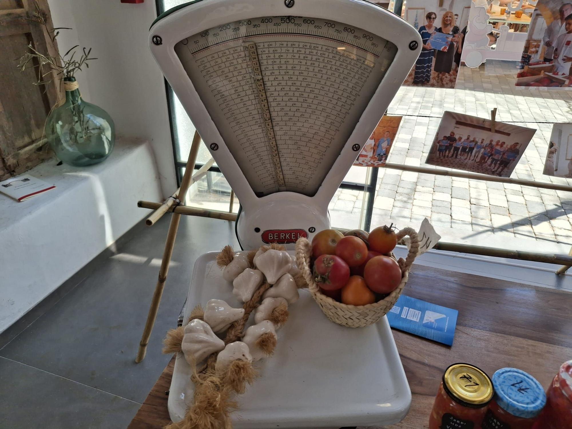 Las imágenes del concurso de la Millor Tomaca de la Marina de Els Magazinos de Dénia: huerta sin fronteras