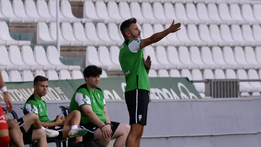 Iván Ania, tras la derrota del Betis Deportivo: "Tenemos que mejorar ciertos aspectos"