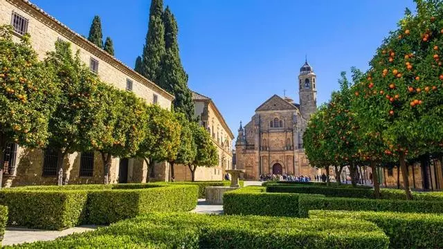 La plaza con mayor concentración de edificios históricos de Europa está en España