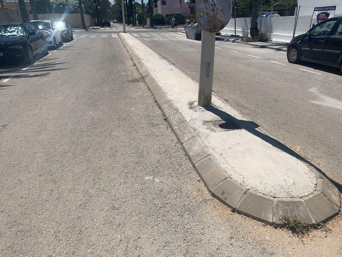 La tala que ha encendido a los vecinos de Cabo Roig en Orihuela Costa