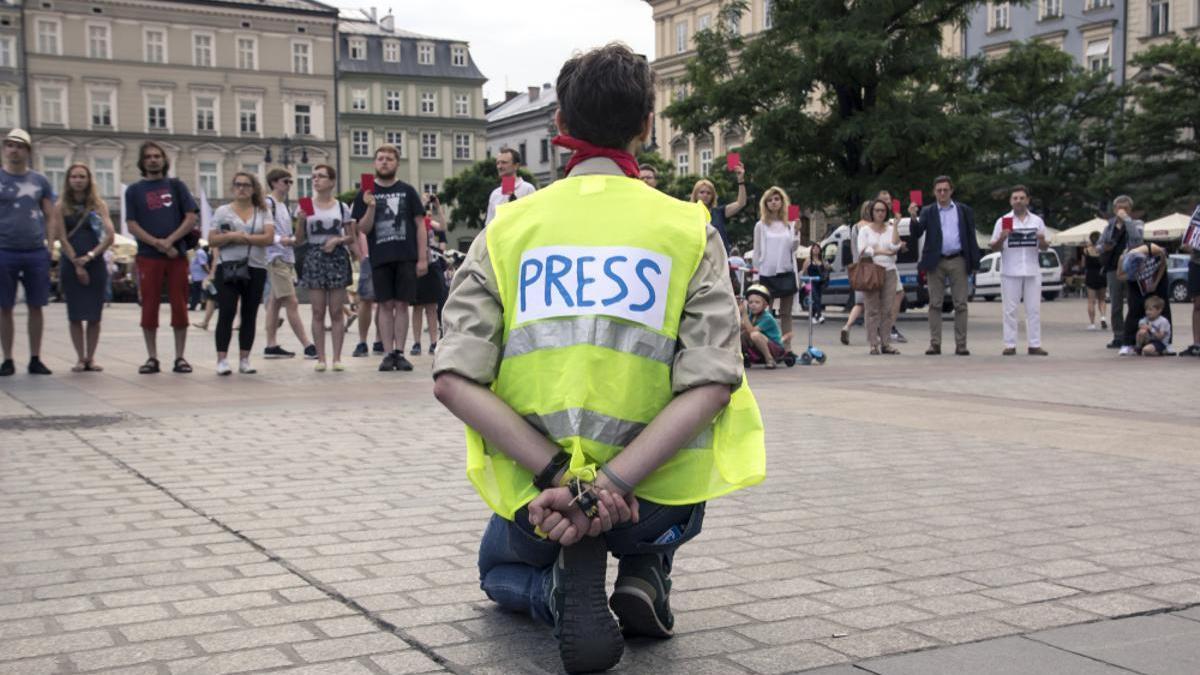 El TJUE sentencia que la reforma del sistema judicial de Polonia viola la ley europea.