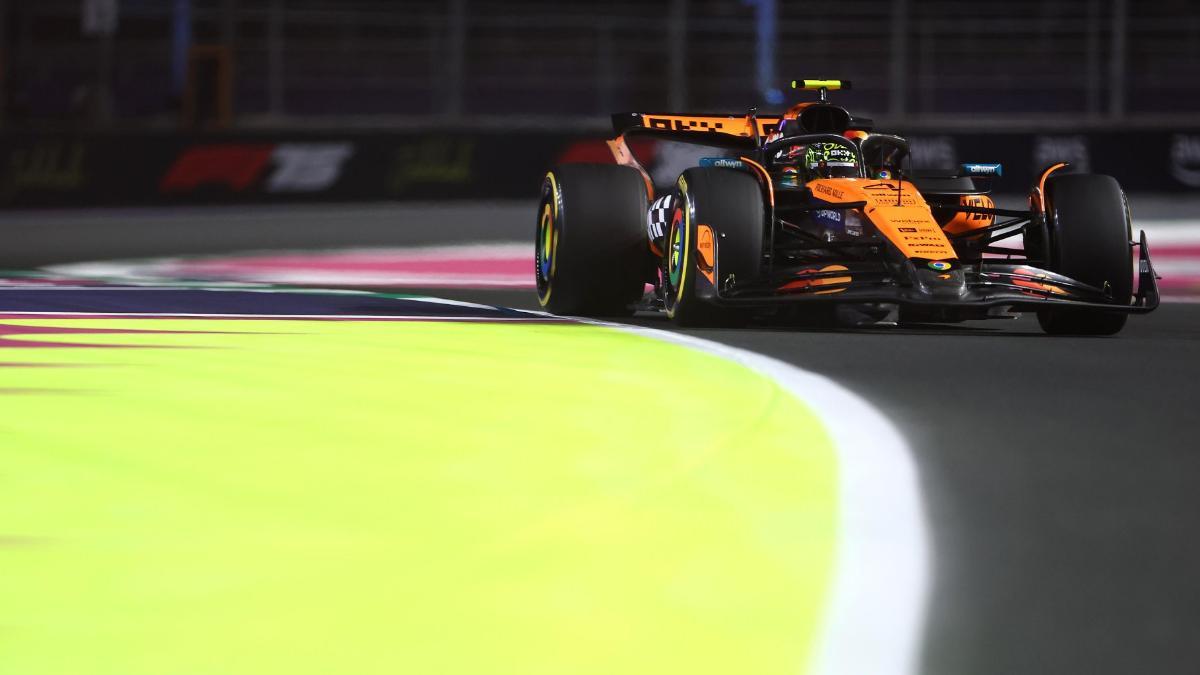 Lando Norris , el más rápido del viernes en Jeddah