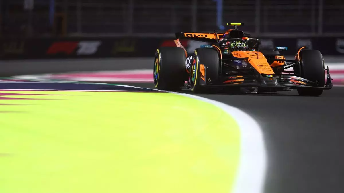 McLaren arranca con recital en Arabia