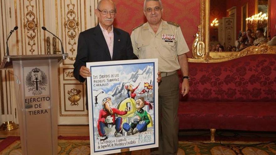 El Ejército homenajea una histórica subida al Everest