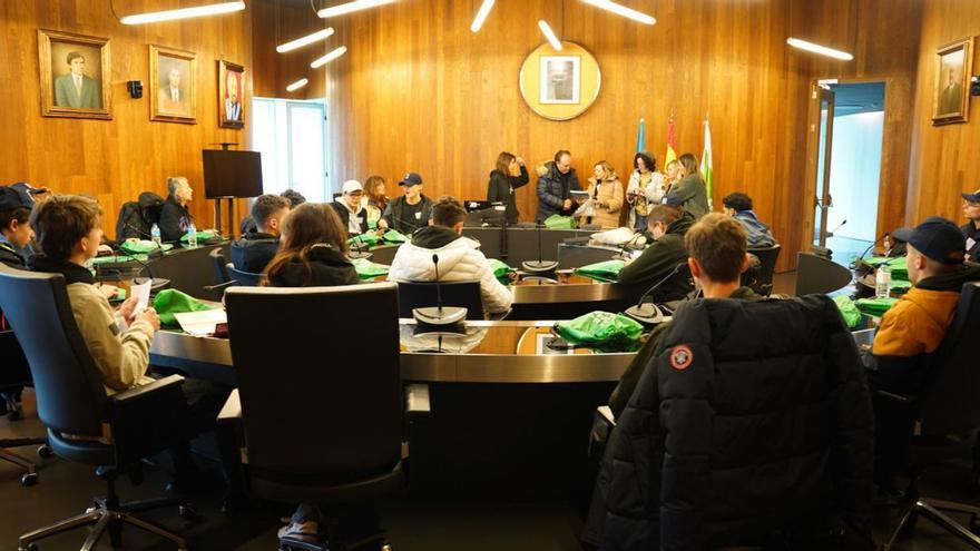 Recepción municipal en Lalín a alumnos de Cerdeña y Ámsterdam