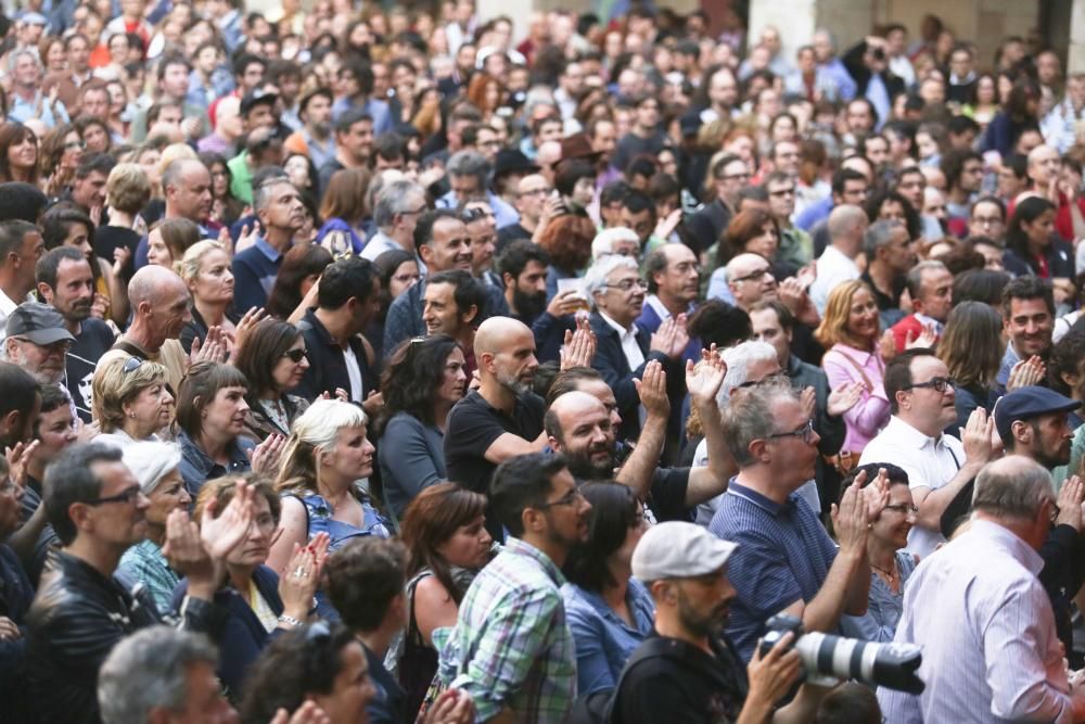 Concierto de Nick lowe en la plaza Mayor