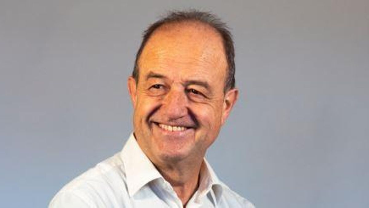 Jaume Collell presenta demà a Girona el seu llibre sobre Joan Manuel Serrat.