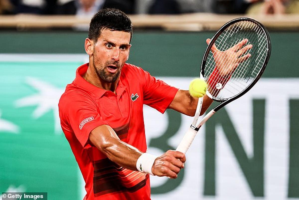 Djokovic, durante su debut en Roland Garros. Djokovic, durante su debut en Roland Garros.
