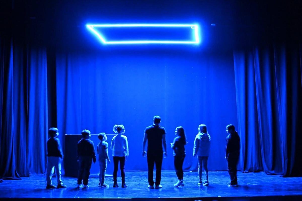 Representación en el auditorio de la Casa de Cultura de El Campello del espectáculo “Copiar”.