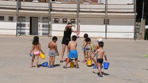 Una de cada tres famílies que demanen ajudes per a les extraescolars no ho havien fet mai