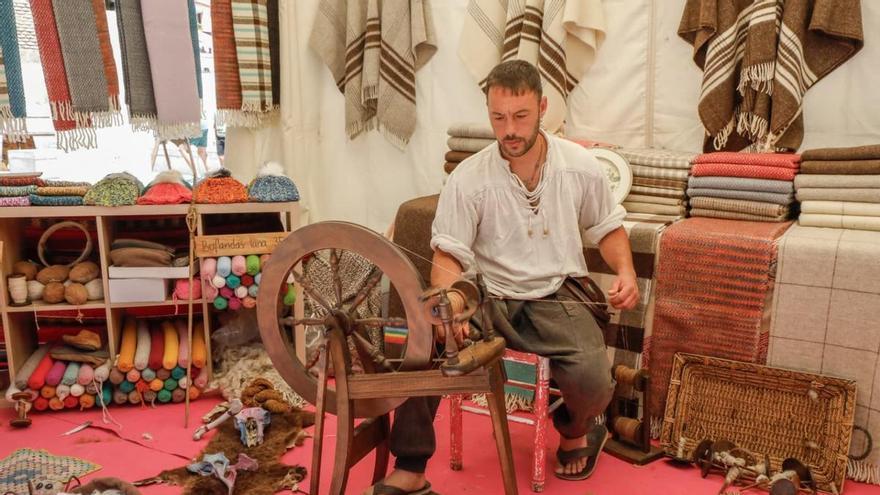 Vídeo | El Mercado de las Tres Culturas llena un año más el Casco Histórico de Zaragoza