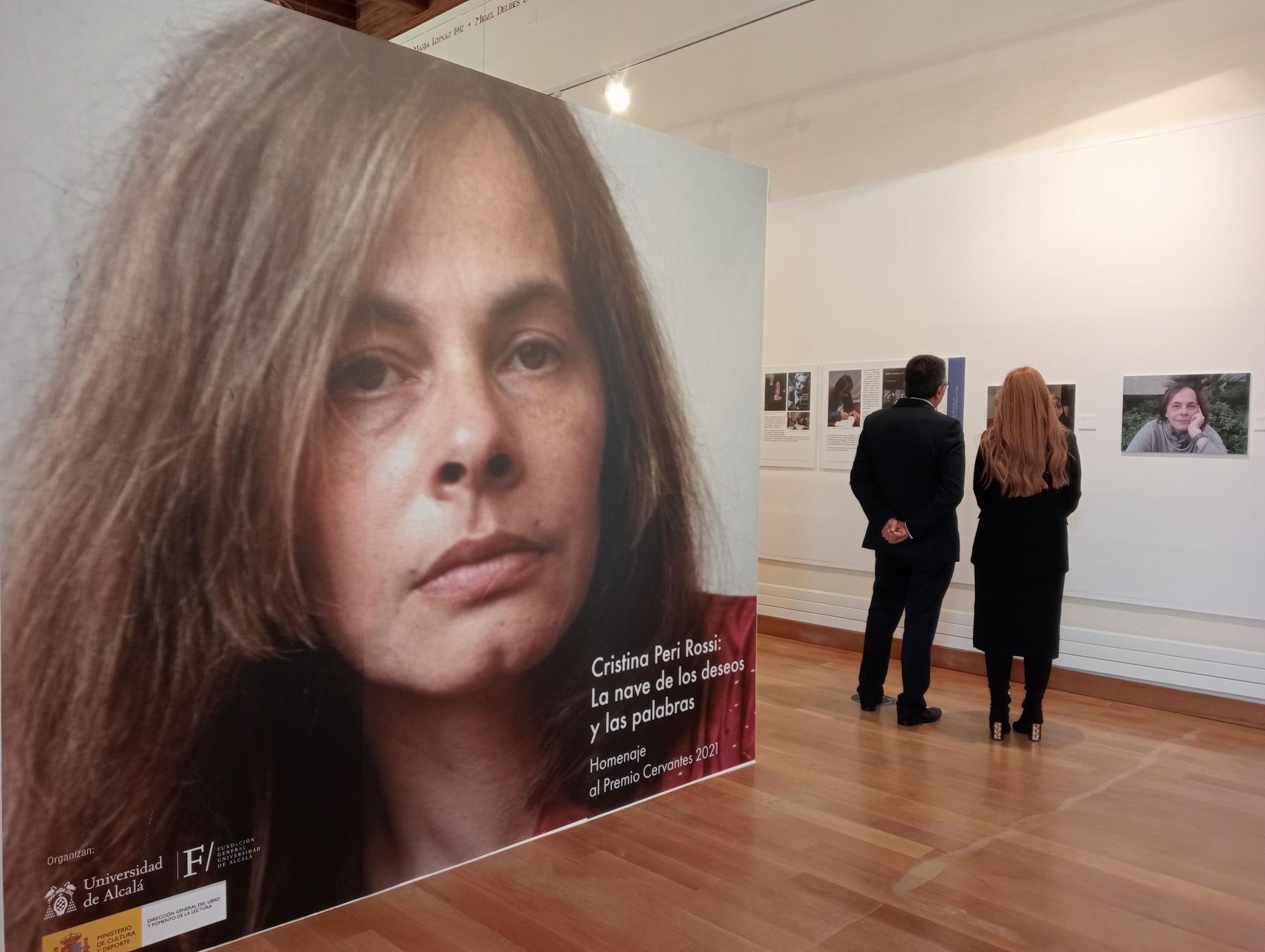 La exposición sobre la escritora que se exhibe en la Universidad de Alcalá.